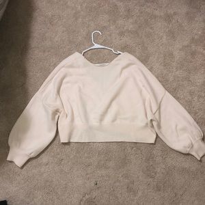 Women’s Billabong sweater